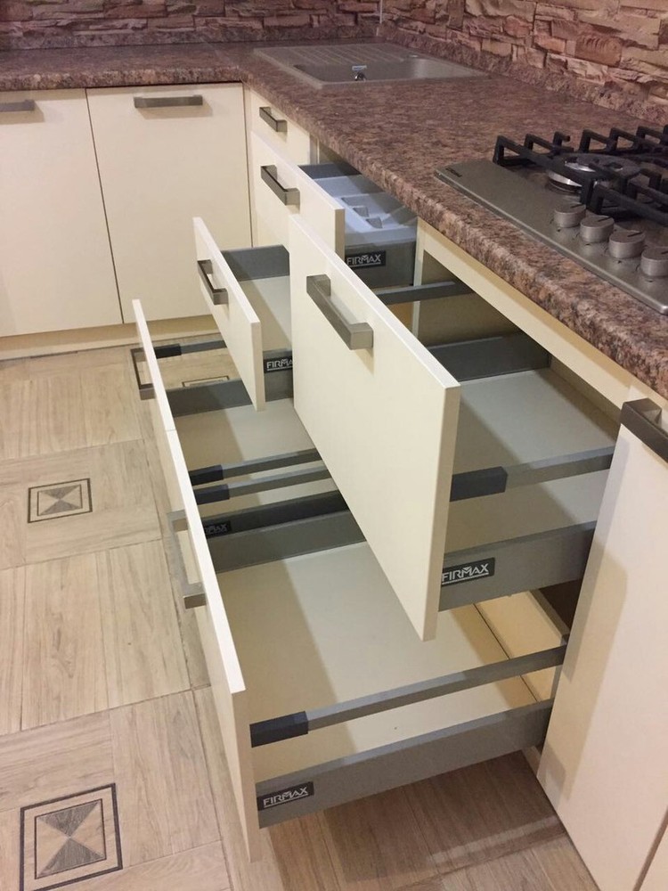 Белый кухонный гарнитур-Кухня МДФ в ПВХ «Модель 165»-фото5